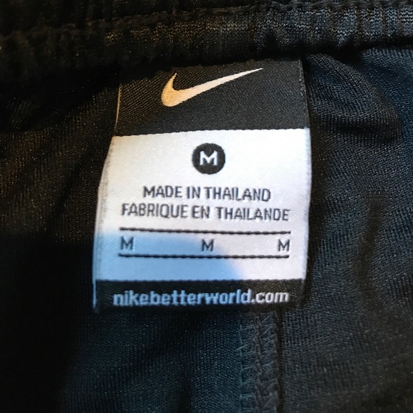 Nike shorts - Picture 3 of 3